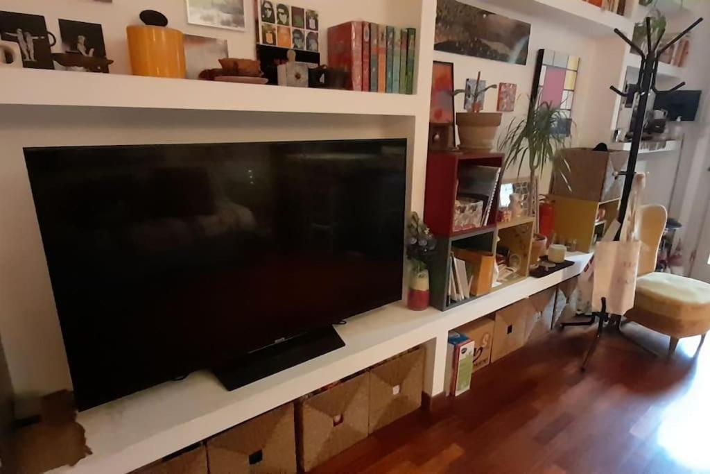 Apartamento Bilocale - Zona Isola